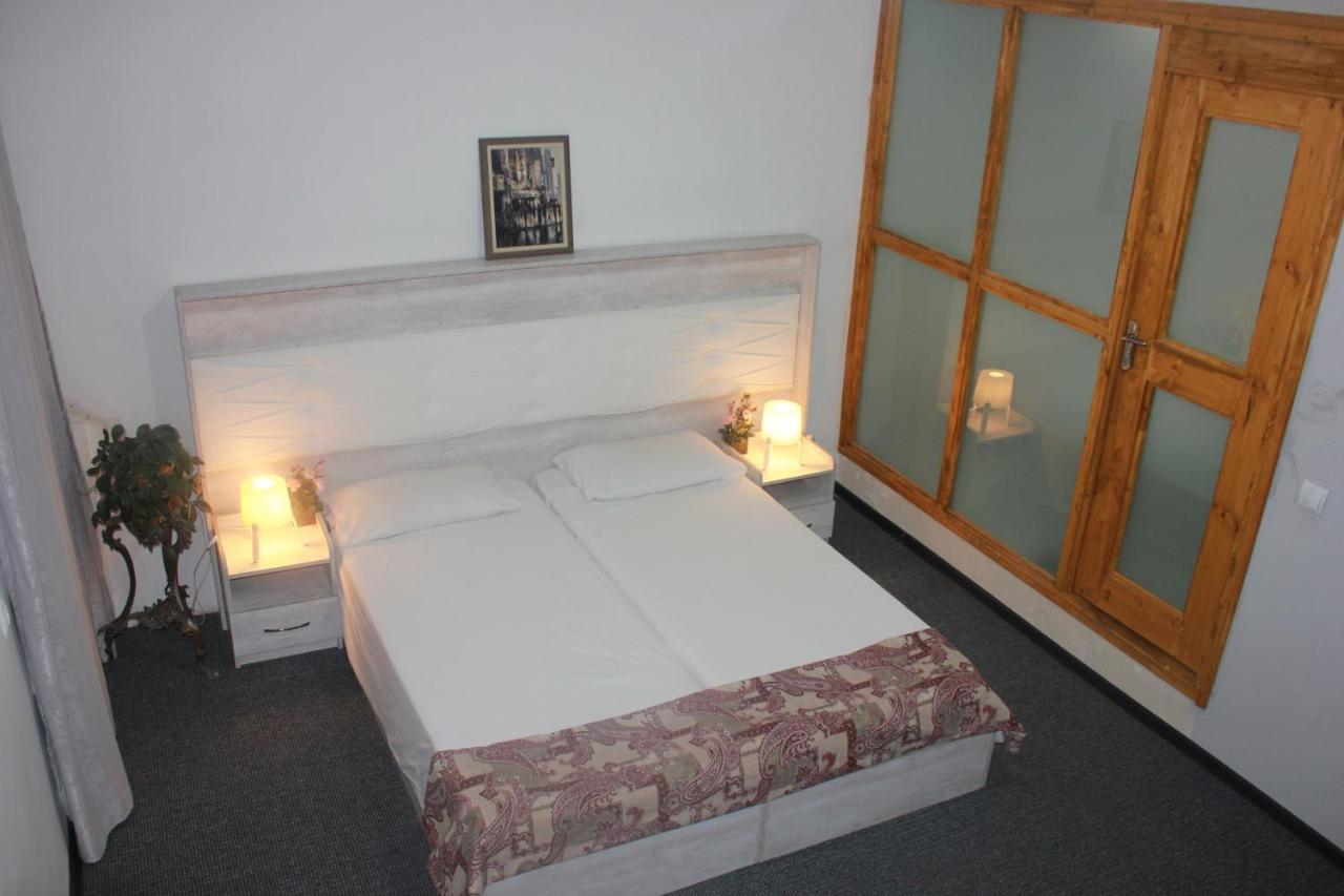 טביליסי Diamond Georgia Hotel מראה חיצוני תמונה