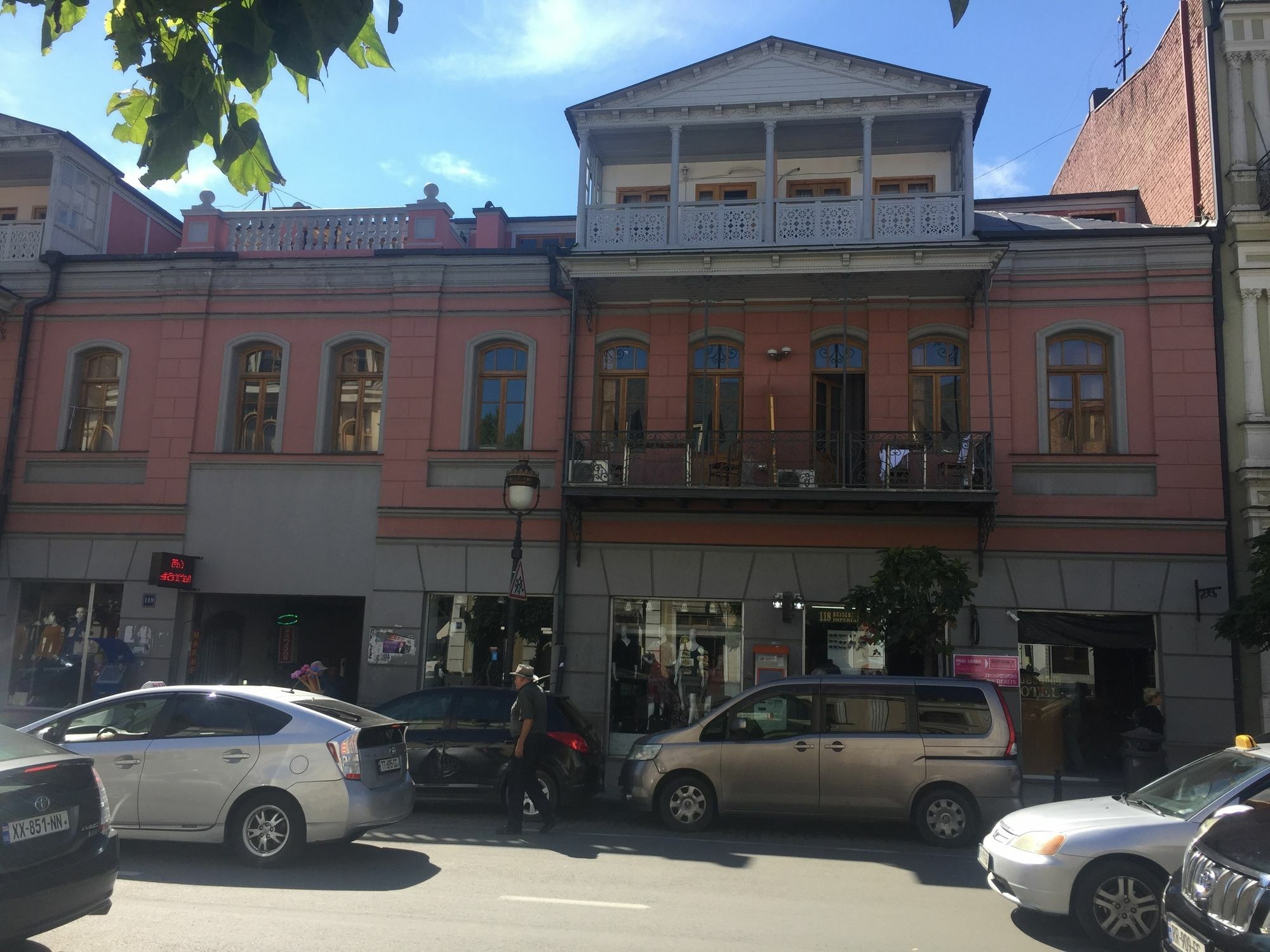 טביליסי Diamond Georgia Hotel מראה חיצוני תמונה